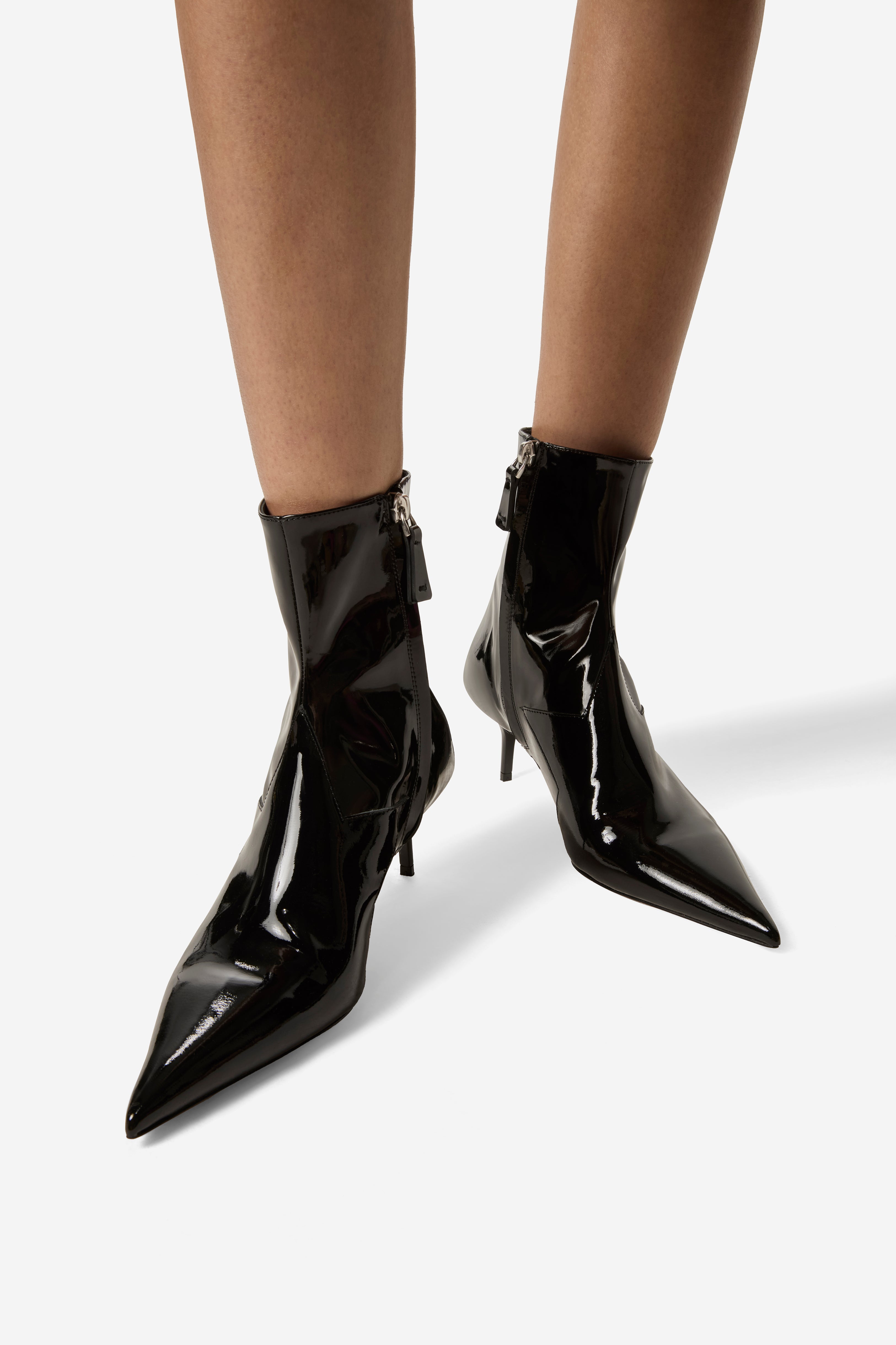 Patent Star Cut-Out Low Boots