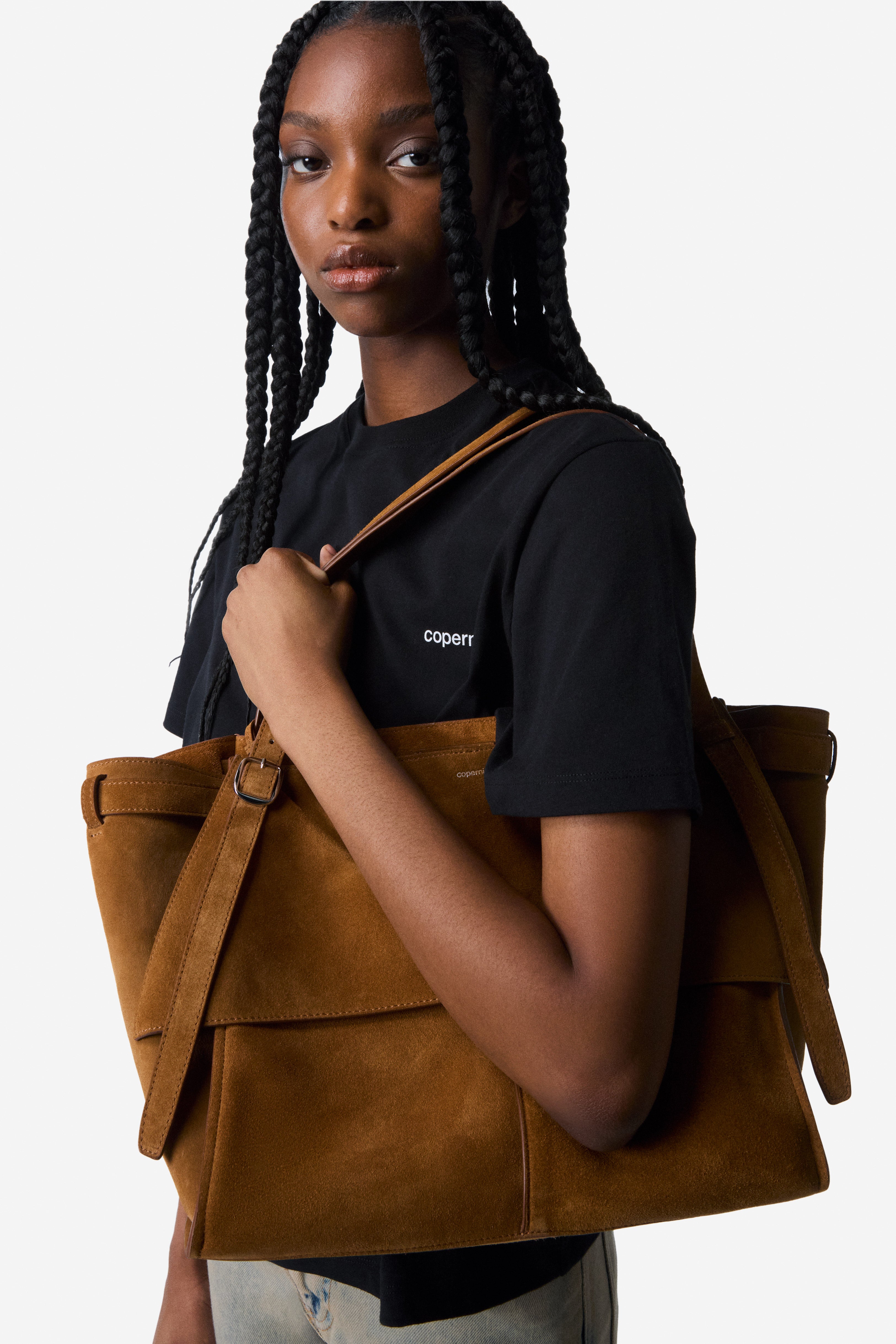 MAIN_COPBA98F6049_BROWN_SS25_C